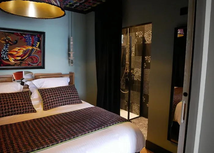 Suite 24